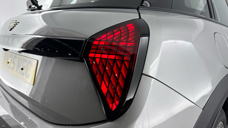 MINI Cooper 2.0 S Classic 5dr Auto Petrol Hatchback